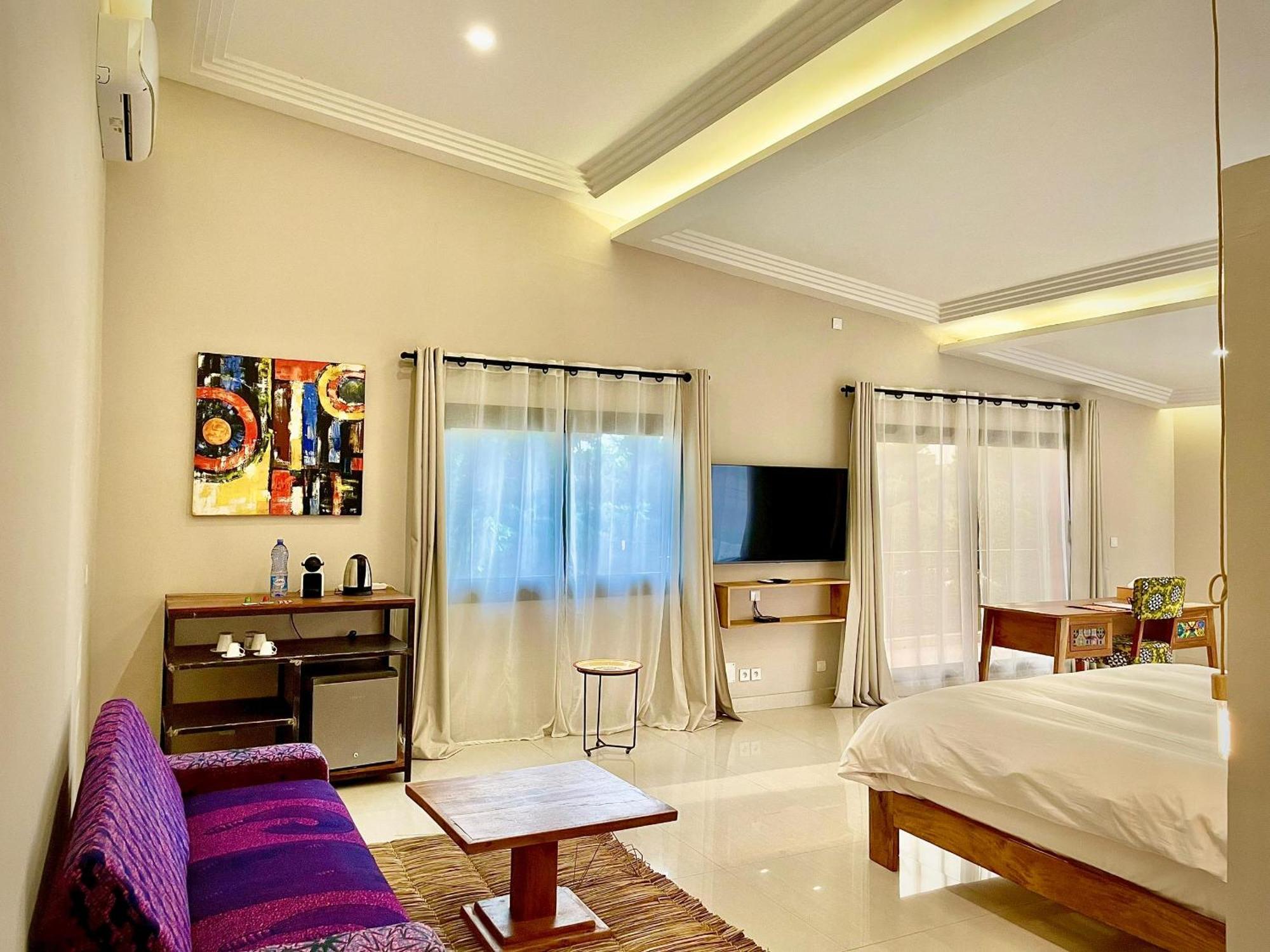 Le Kentia Hotel Lome Luaran gambar