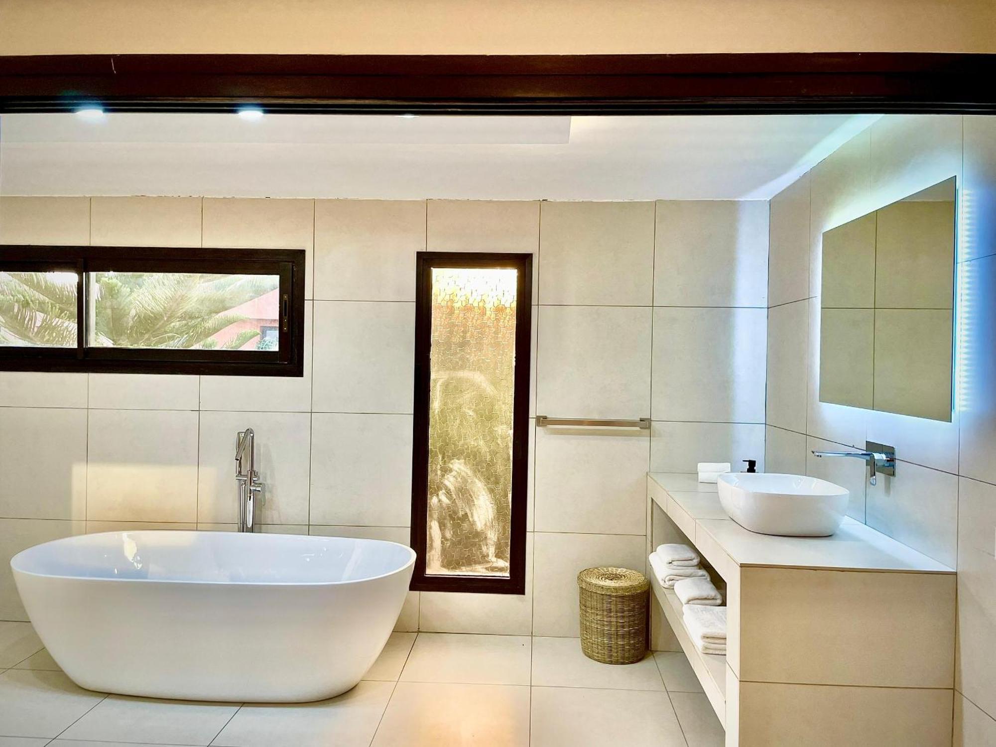Le Kentia Hotel Lome Luaran gambar