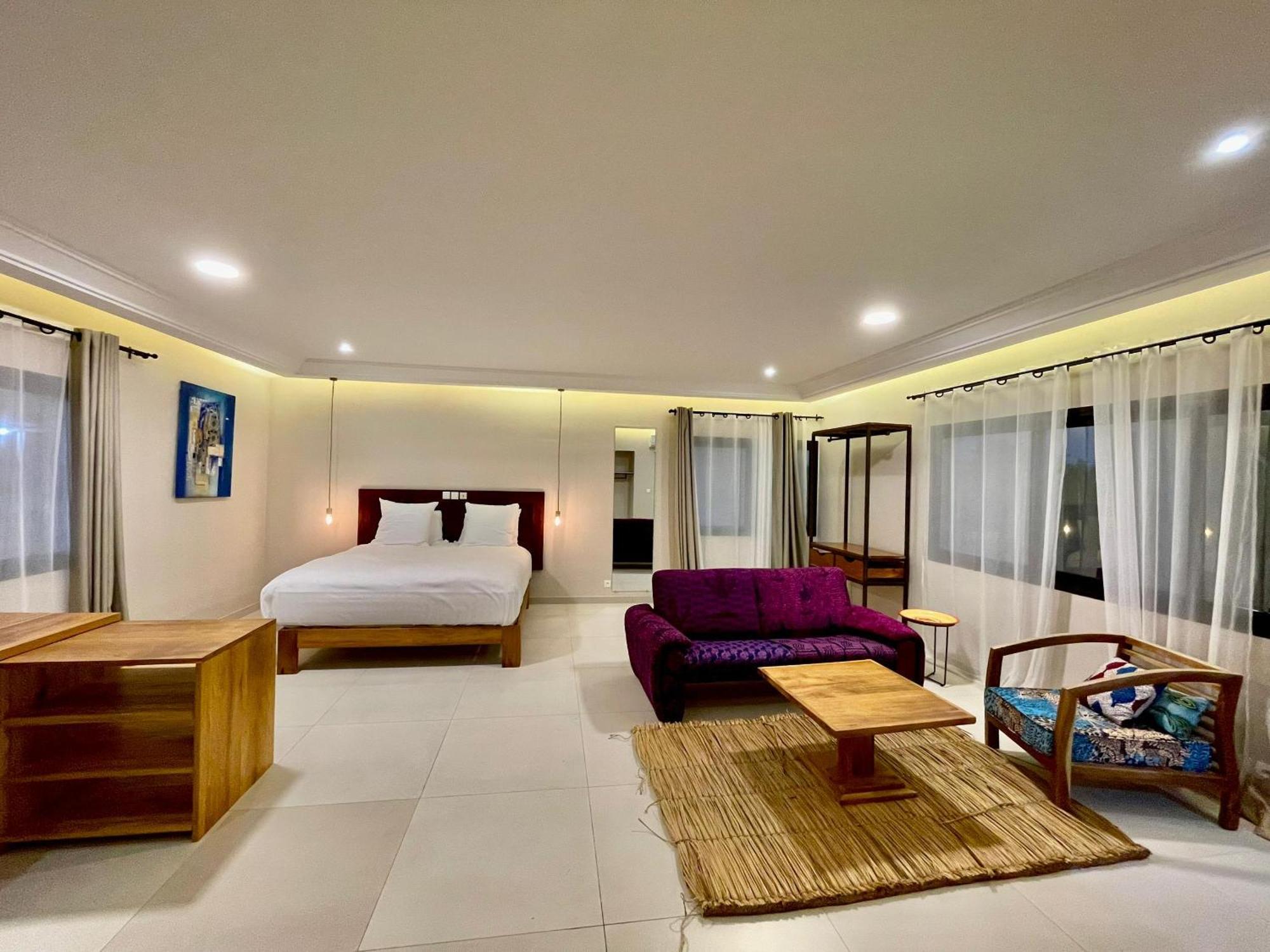 Le Kentia Hotel Lome Luaran gambar